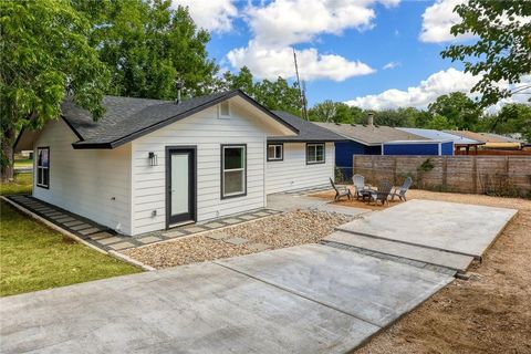 Tiny photo for 7109 Cherry Meadow DR, Austin, TX 78745 (MLS # 3413427)