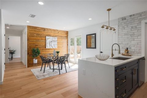 Tiny photo for 7109 Cherry Meadow DR, Austin, TX 78745 (MLS # 3413427)
