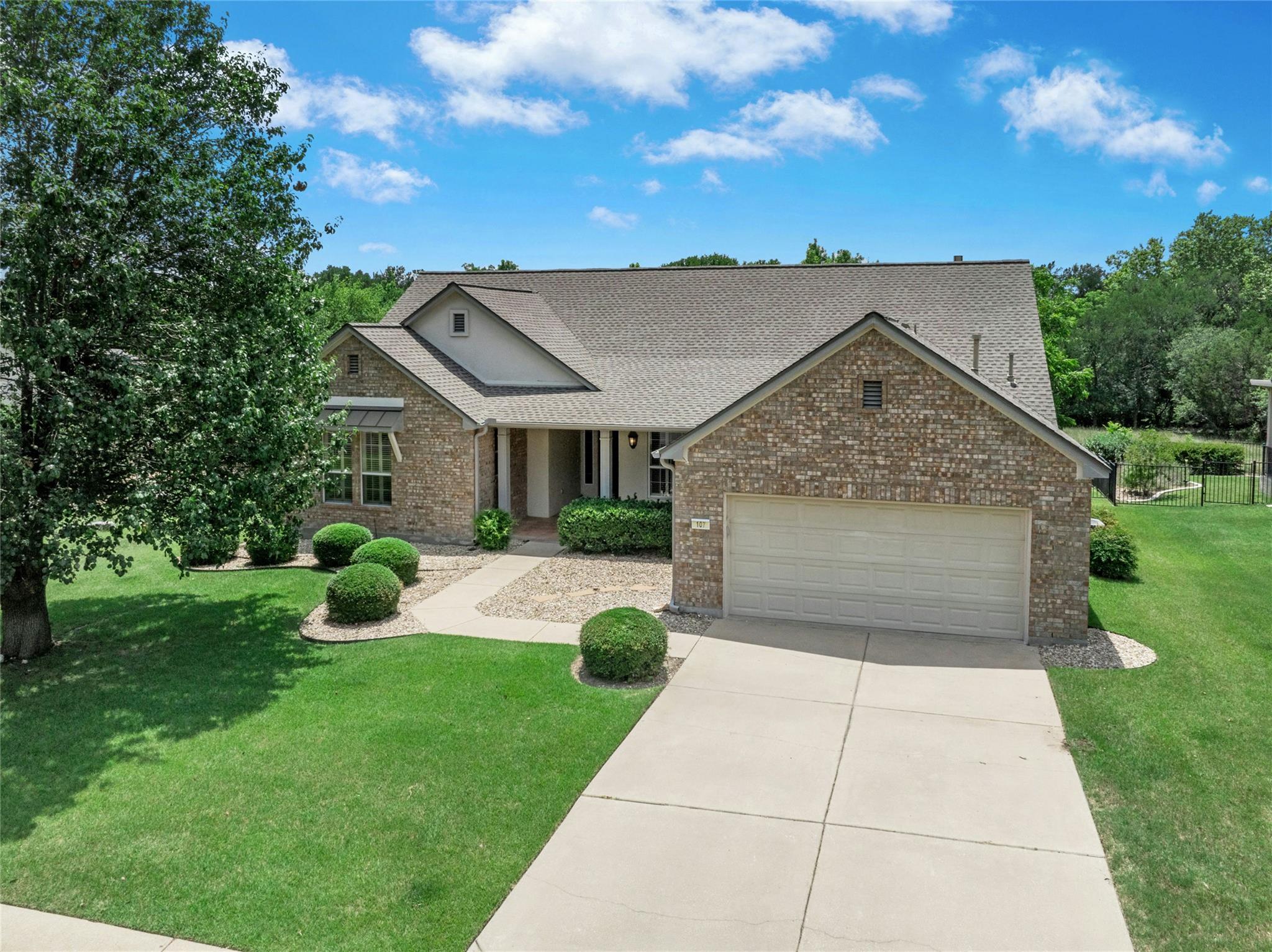 107 Crystal Springs DR