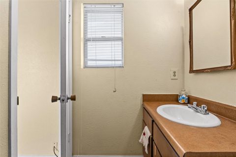 Tiny photo for 115 Cloudview DR, Austin, TX 78745 (MLS # 2946872)
