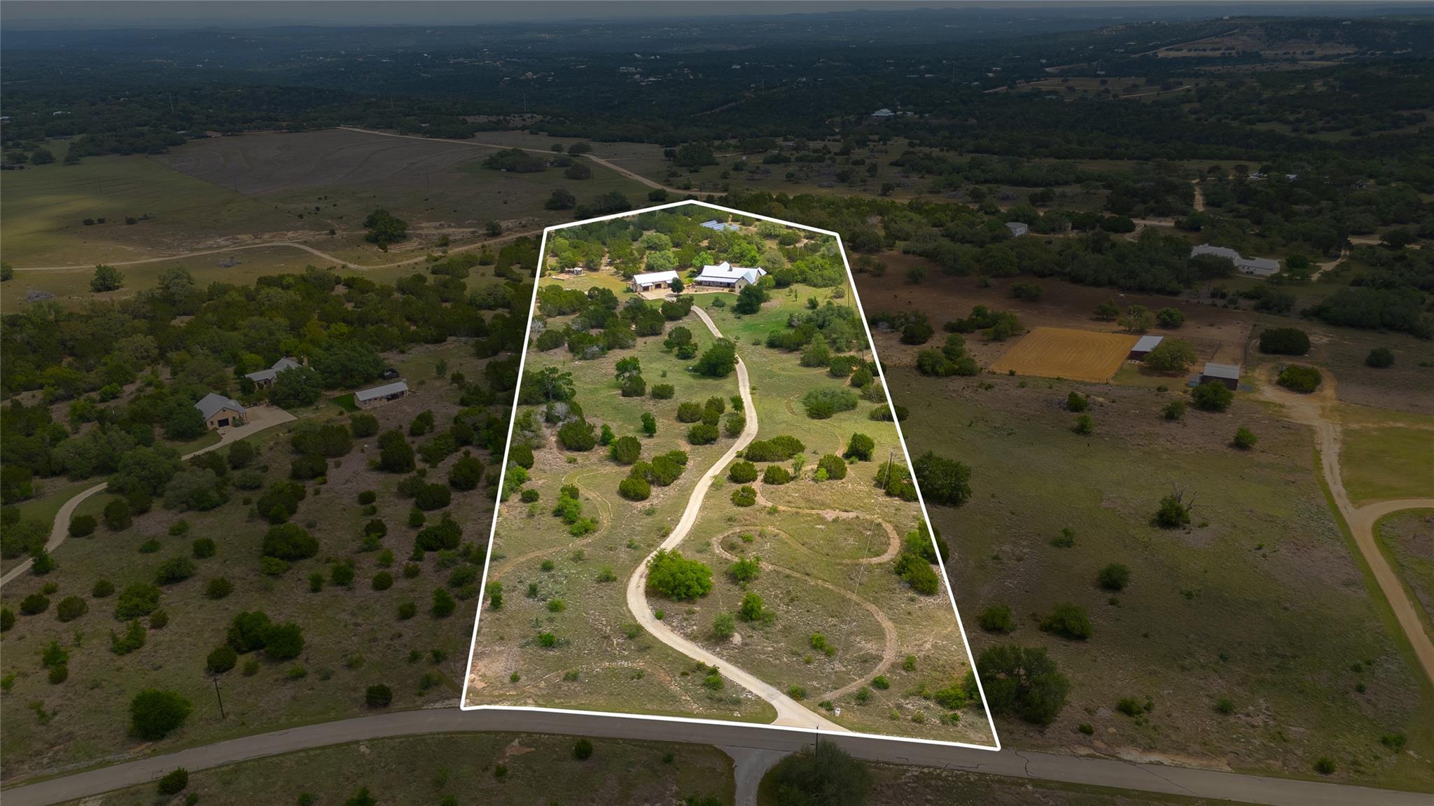 424 Hidden Creek DR