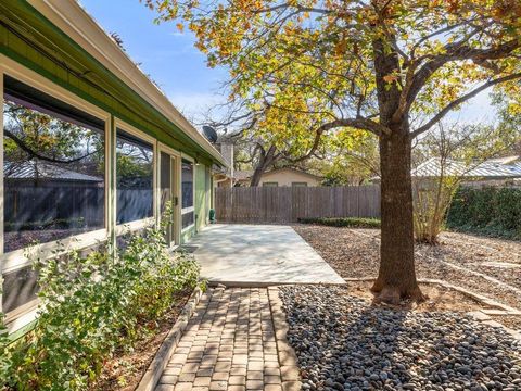 Tiny photo for 4711 Fieldstone DR, Austin, TX 78735 (MLS # 9876329)