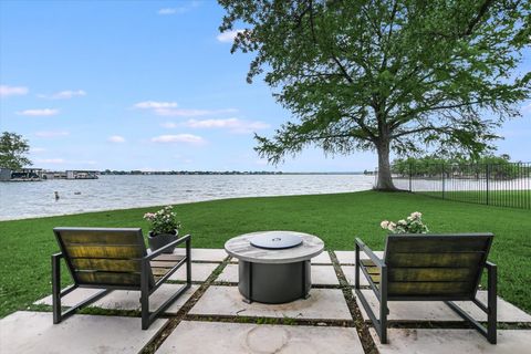219 Lakeview Sunrise Beach TX 78643