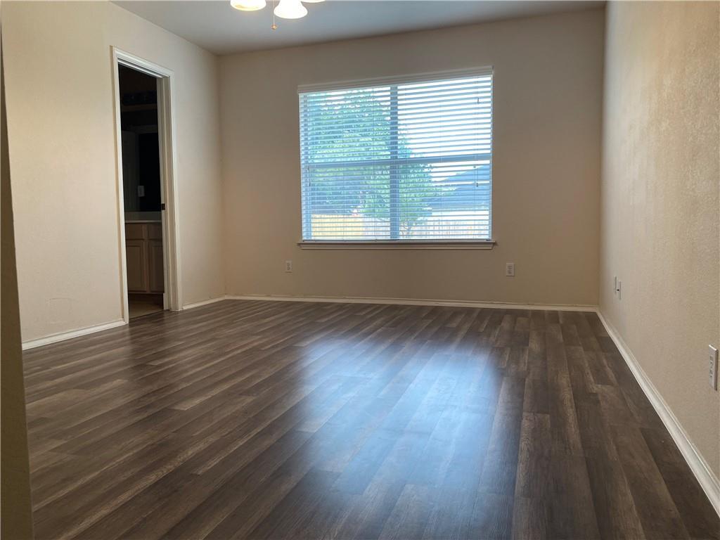 2200 Wisteria WAY