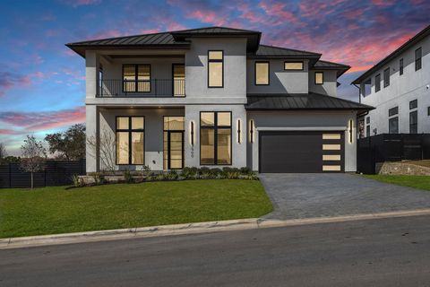 5900 Moondust LN Austin TX 78730