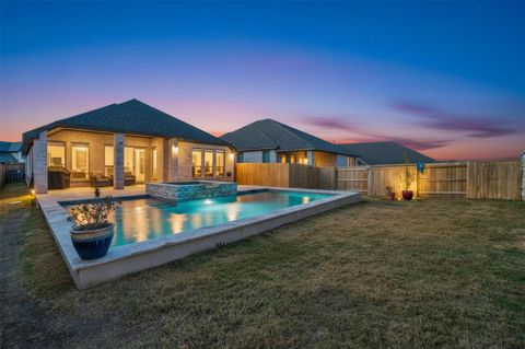 Photo of 186 Prickly Poppy LOOP, Kyle, TX 78640 (MLS # 8672388)