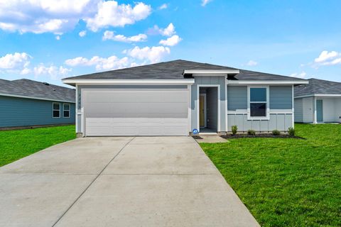 Photo of 2203 Loganberry LN, Luling, TX 78648 (MLS # 4824721)