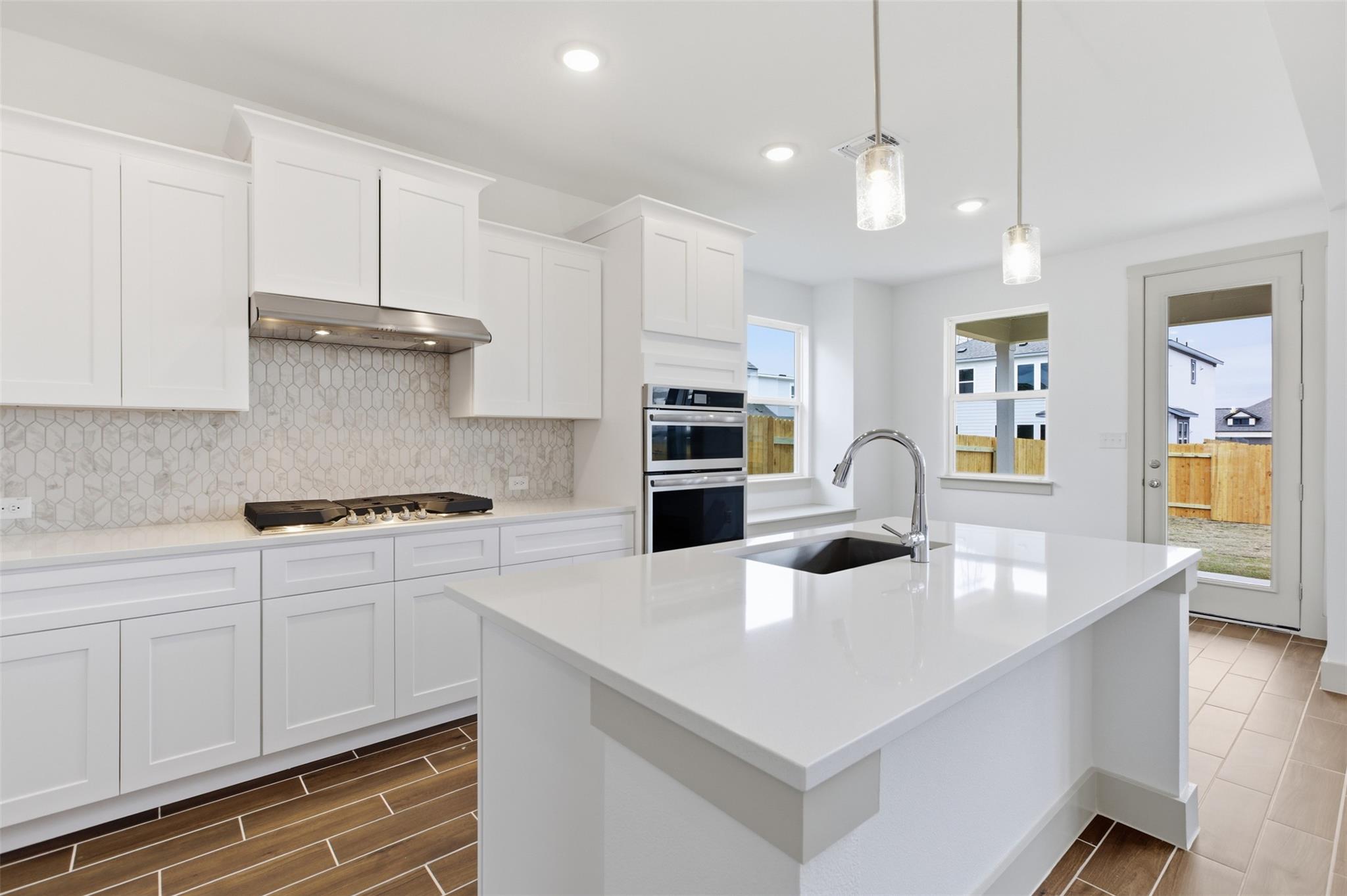 19120 Ariel Elena WAY