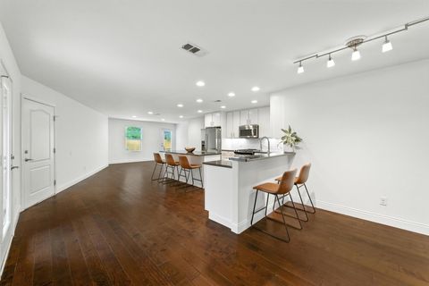 Tiny photo for 1612 Westmoor DR, Austin, TX 78723 (MLS # 4472379)