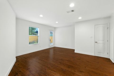 Tiny photo for 1612 Westmoor DR, Austin, TX 78723 (MLS # 4472379)