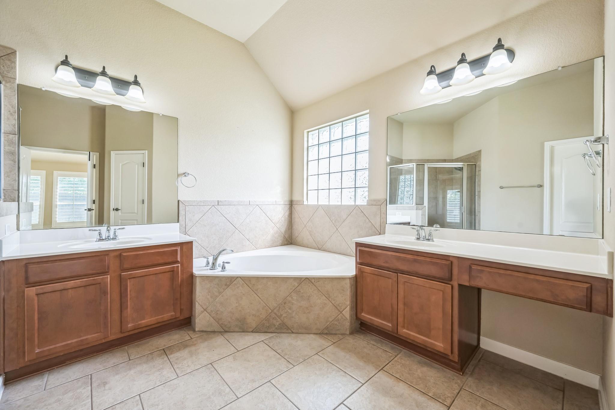 20125 Chayton CIR