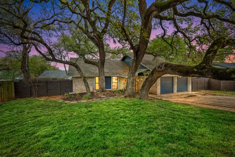 Photo of 4902 Big Trail CIR, Austin, TX 78759 (MLS # 6383659)