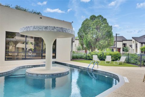 Tiny photo for 40 N Interstate 35 Highway #5B2, Austin, TX 78701 (MLS # 4862996)