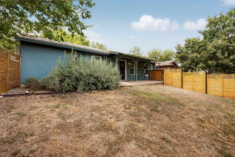 Tiny photo for 2608 SHERWOOD LN, Austin, TX 78704 (MLS # 3049084)
