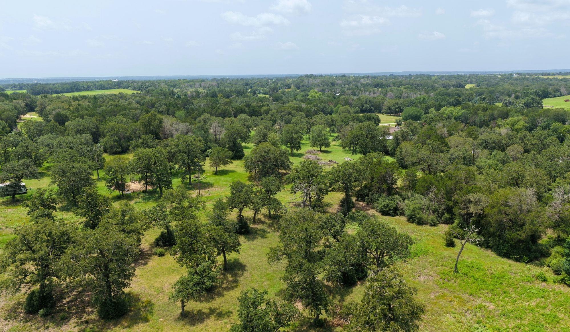 1016 Private Road 7040