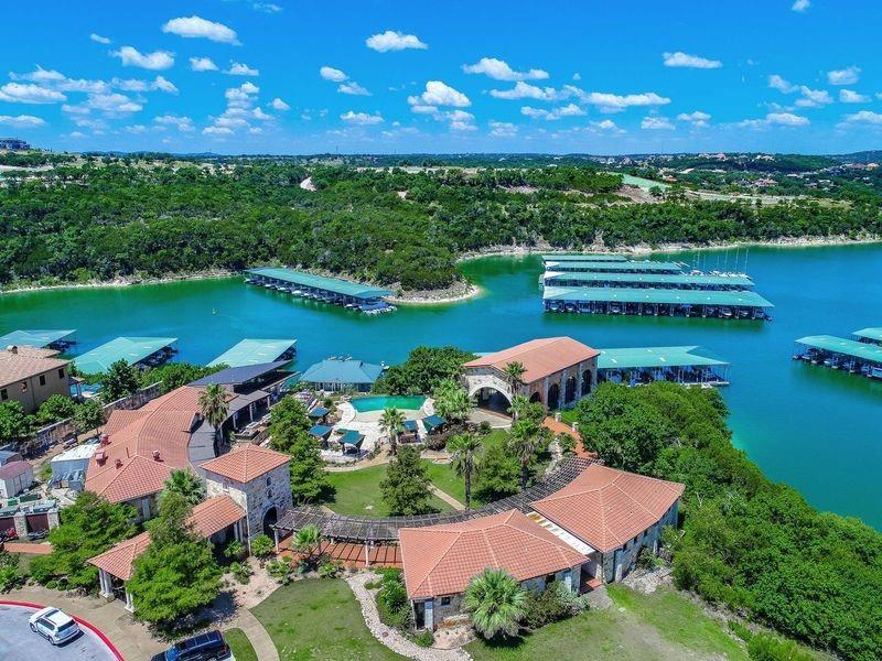 Lakeway, Texas 78738, United States, 5 Bedrooms Bedrooms, ,4 BathroomsBathrooms,Residential,Pending,21096