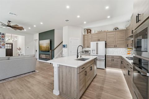 Photo of 1108 Sweetspire ST, Leander, TX 78641 (MLS # 4722260)