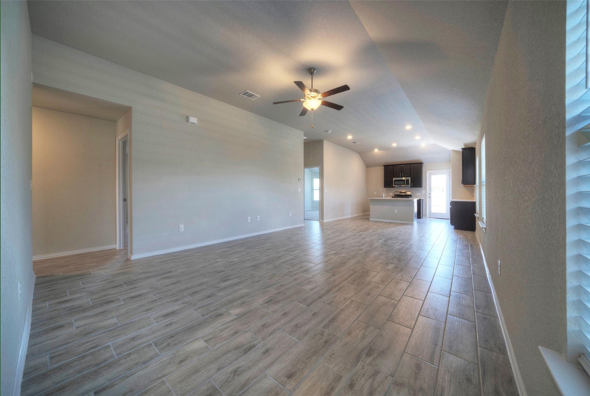 13608 Bullhorn Acacia PASS