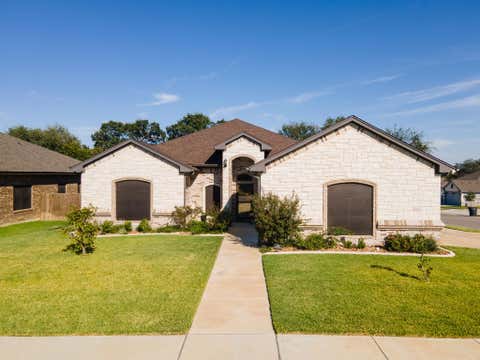 Photo of 8408 Elander DR, Killeen, TX 76542 (MLS # 6082440)