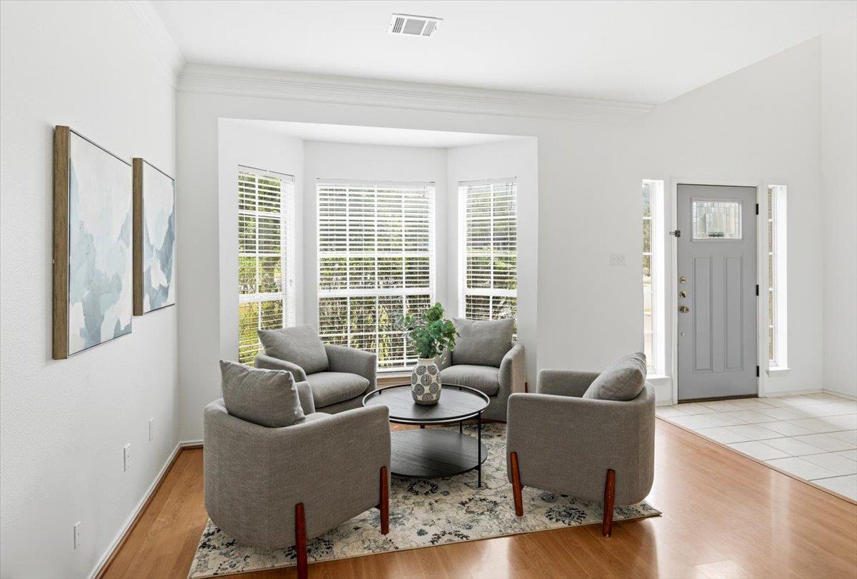 1710 Amber Skyway CV