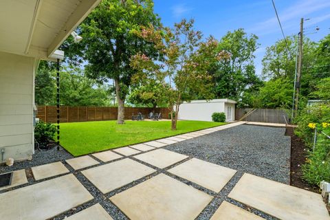 Tiny photo for 1701 Brentwood ST, Austin, TX 78757 (MLS # 1341953)