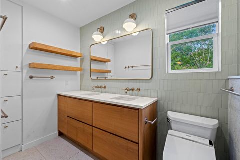 Tiny photo for 1701 Brentwood ST, Austin, TX 78757 (MLS # 1341953)