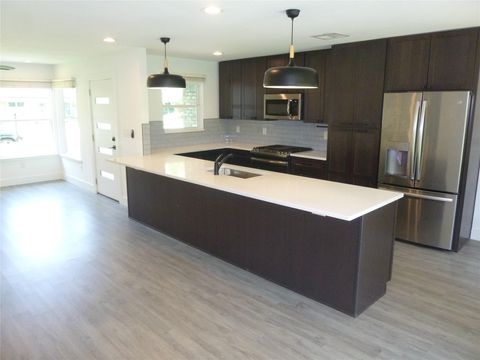 Tiny photo for 7503 Eastcrest DR, Austin, TX 78752 (MLS # 7465236)