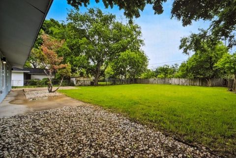 Tiny photo for 7503 Eastcrest DR, Austin, TX 78752 (MLS # 7465236)