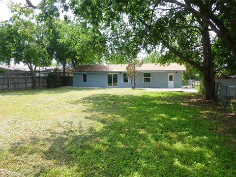Tiny photo for 7503 Eastcrest DR, Austin, TX 78752 (MLS # 7465236)