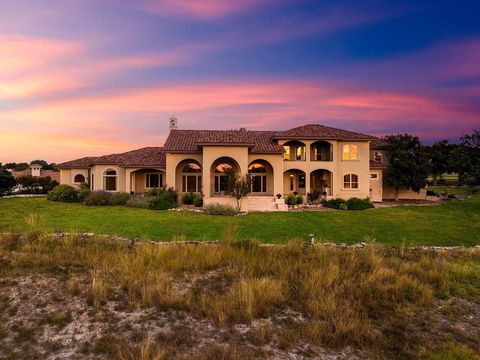 3722 Club View CT Kerrville TX 78028
