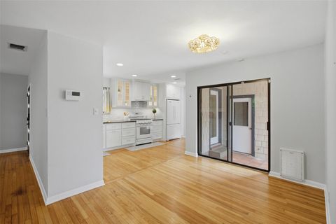 Tiny photo for 11901 North Oaks DR, Austin, TX 78753 (MLS # 4601572)