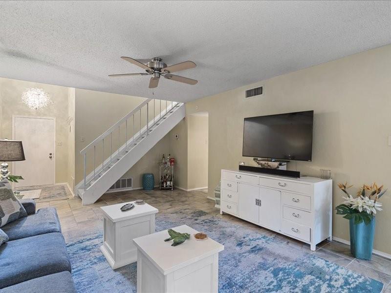 1607 Coronado Hills DR C