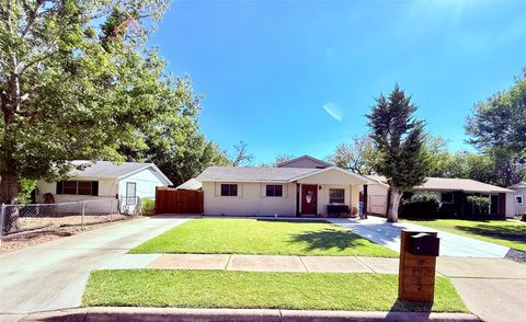 6027 Bluebell CIR Austin TX 78741