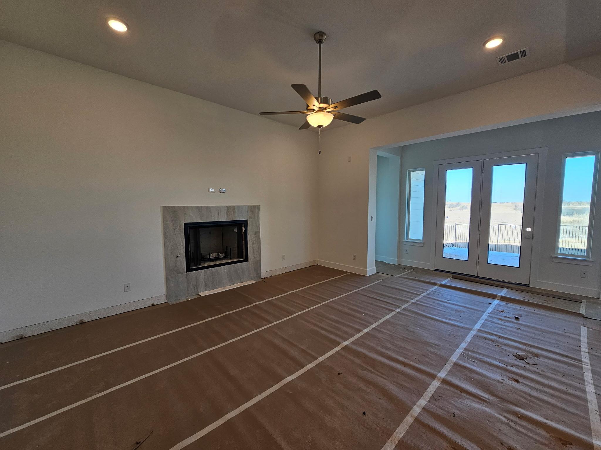 19709 Lucky Outlaw LN