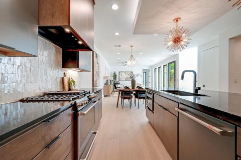 Tiny photo for 908 Chote Ave, Austin, TX 78702 (MLS # 2737067)