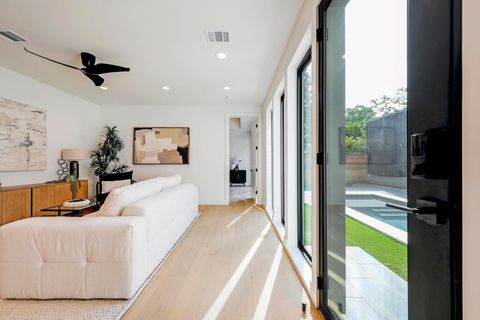 Tiny photo for 908 Chote Ave, Austin, TX 78702 (MLS # 2737067)