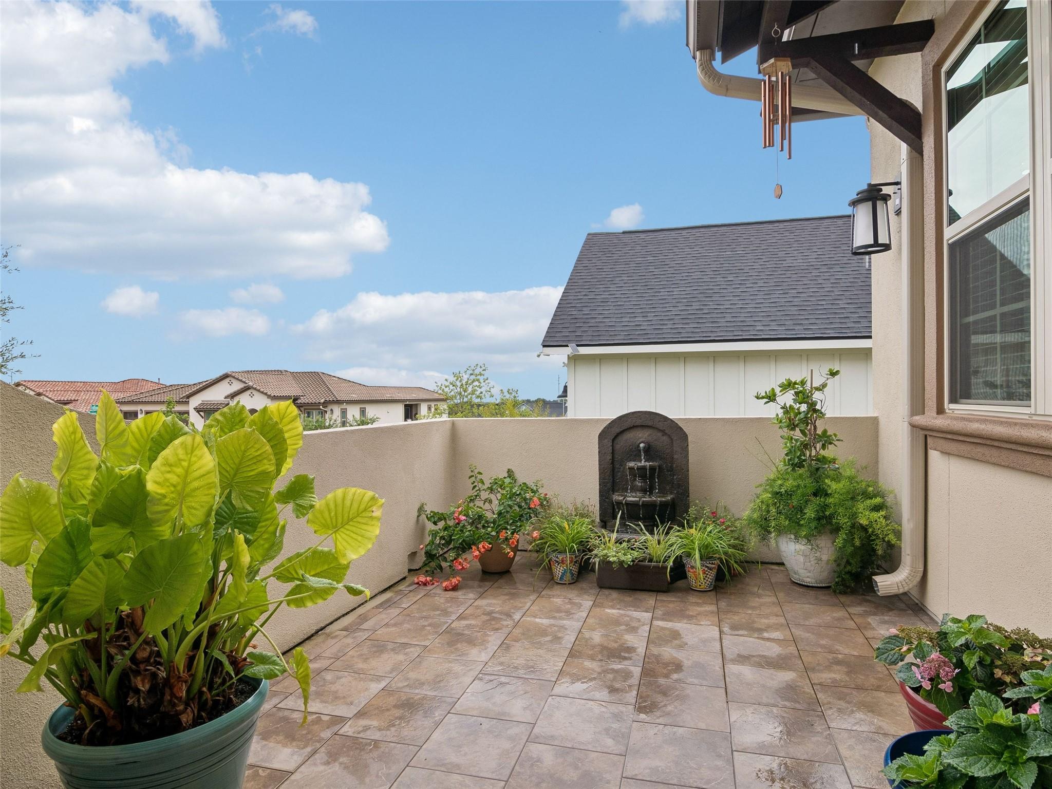 125 Waving Muhly DR