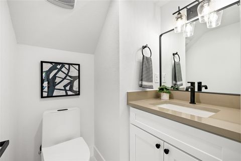 Tiny photo for 1181 Leona ST, Austin, TX 78702 (MLS # 5513110)