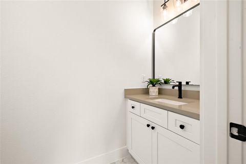 Tiny photo for 1181 Leona ST, Austin, TX 78702 (MLS # 5513110)