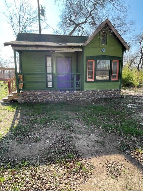 7691 Delwau LN Austin TX 78725