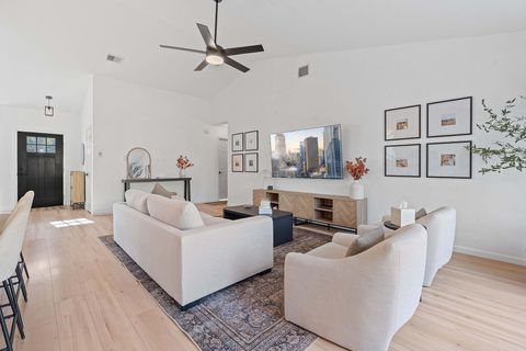 Tiny photo for 5714 Abilene TRL, Austin, TX 78749 (MLS # 6182041)