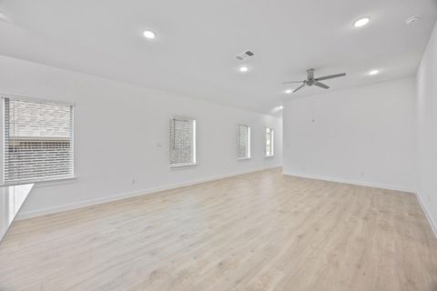 Tiny photo for 8011 Shining Flor RUN, Lago Vista, TX 78645 (MLS # 8073549)