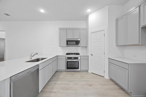Tiny photo for 8011 Shining Flor RUN, Lago Vista, TX 78645 (MLS # 8073549)