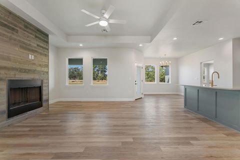 A home in Giddings