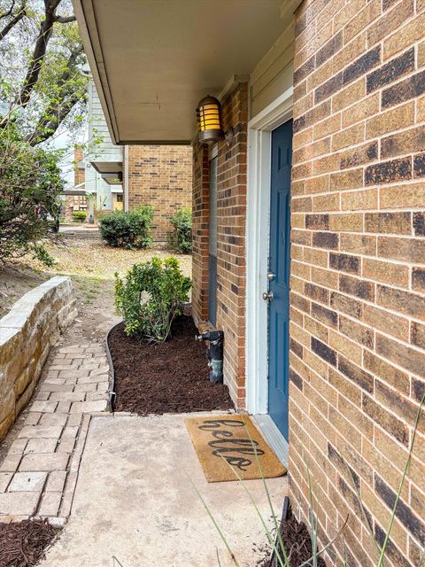 2018 W Rundberg LN 16A Austin TX 78758