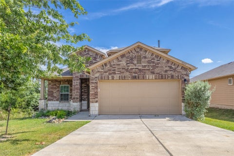 Photo of 7225 Ranchito DR, Austin, TX 78744 (MLS # 9548555)