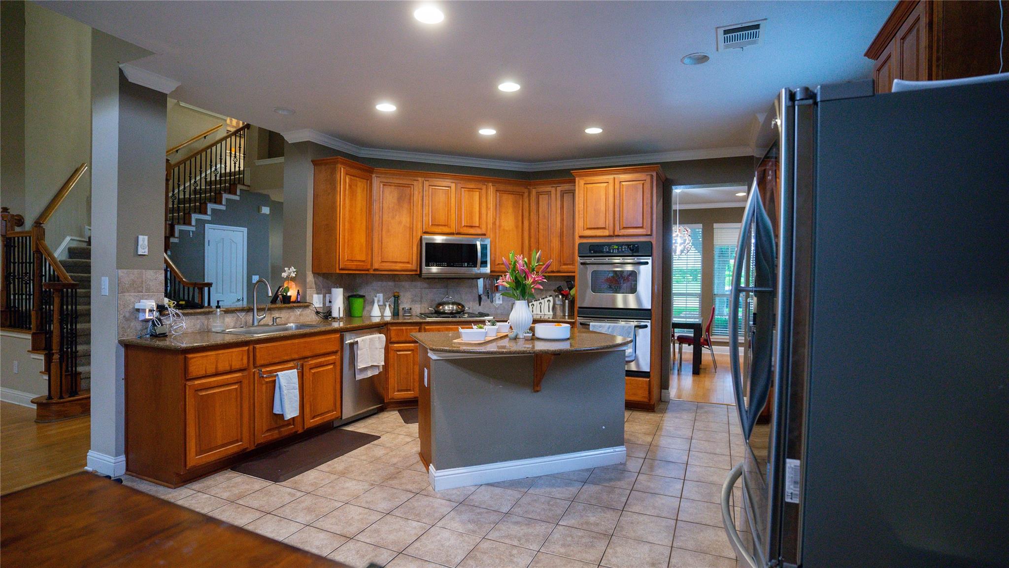 2607 Deep River CIR