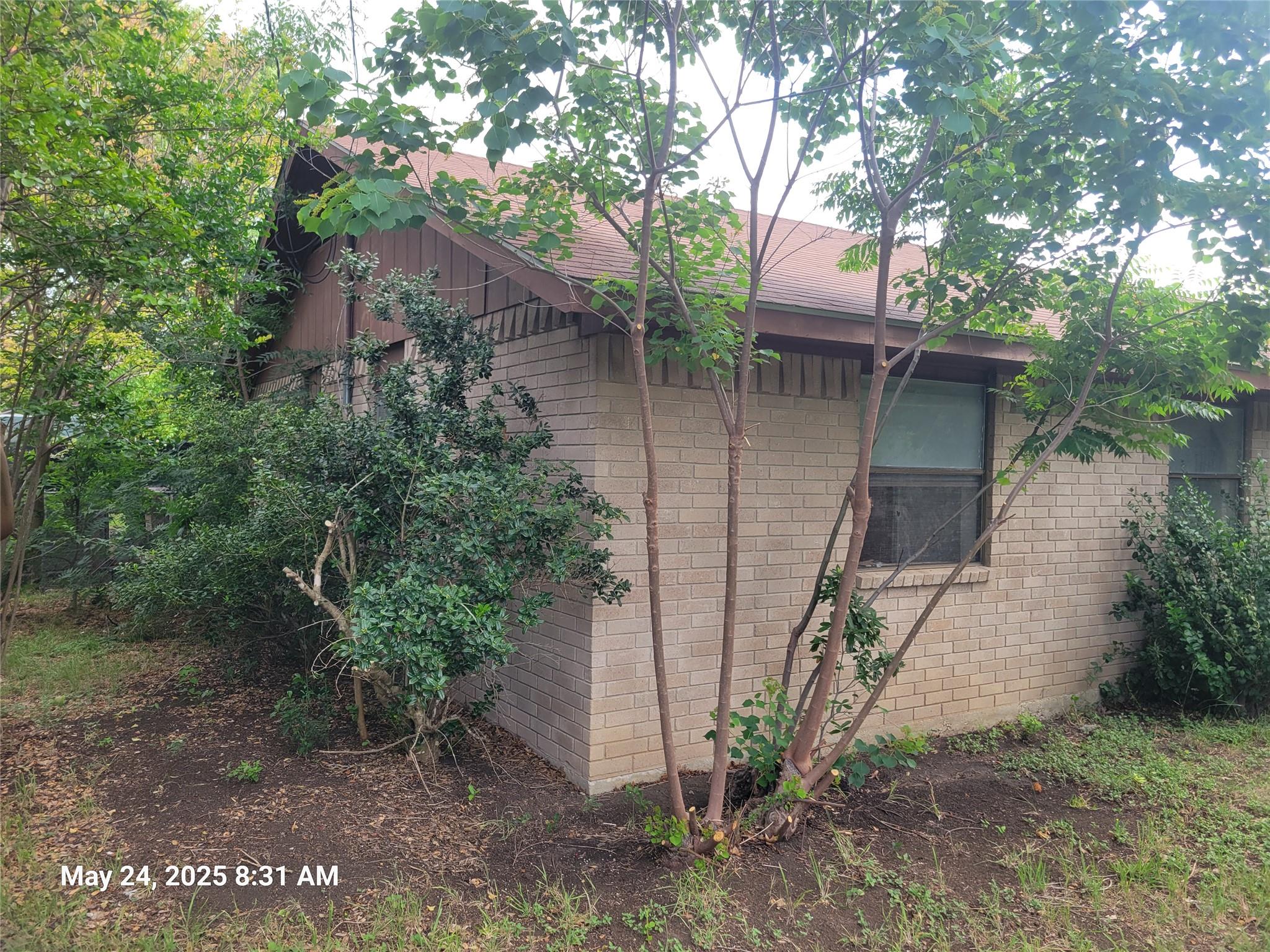 1508 Heather LN