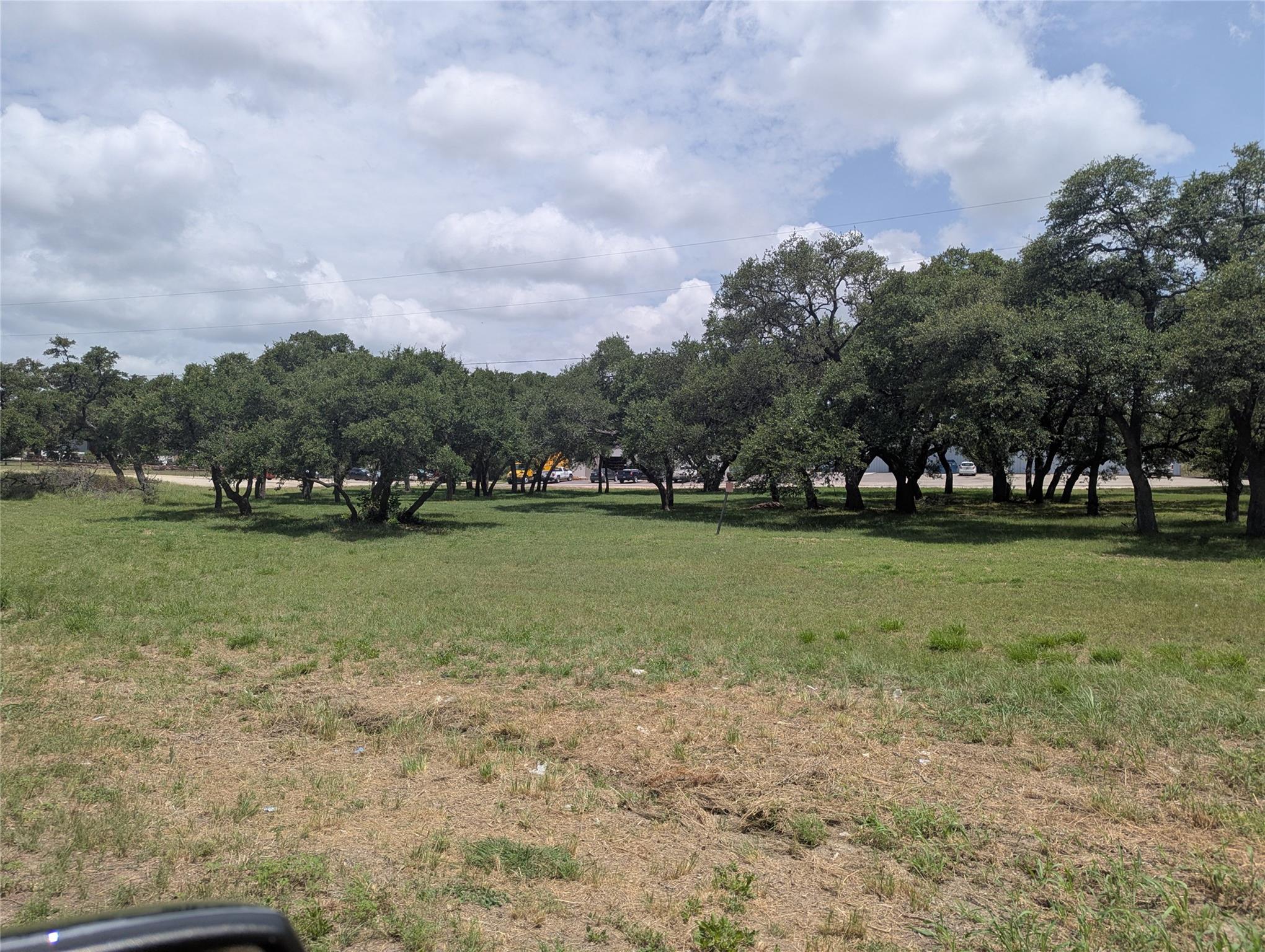 1917 N US Hwy 281
