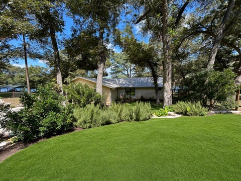 Photo of 3004 Edgewater DR, Austin, TX 78733 (MLS # 6779909)